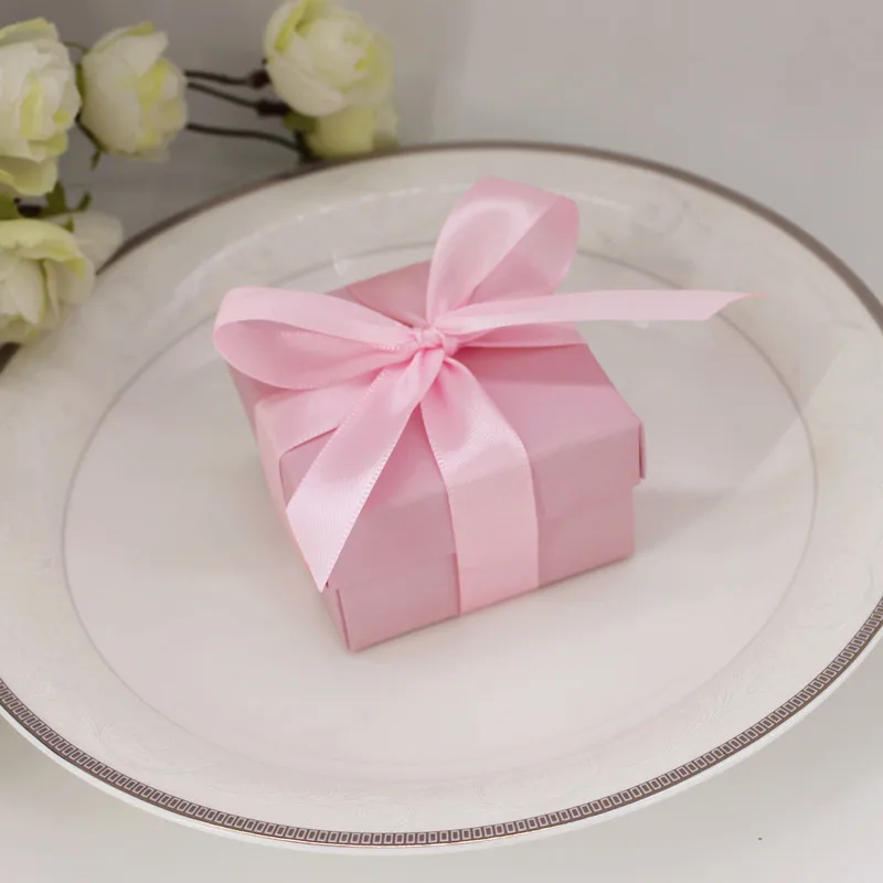 10pcs/lot Solid Pink Wedding Decoration Candy Boxes With Pink Ribboon Birthday Party Favor Gift Box DIY Small Blue Jewelry Boxes
10pcs/lot Solid Pink Wedding Decoration Candy Boxes With Pink Ribboon Birthday Party Favor Gift Box DIY Small Blue Jewelry Boxes