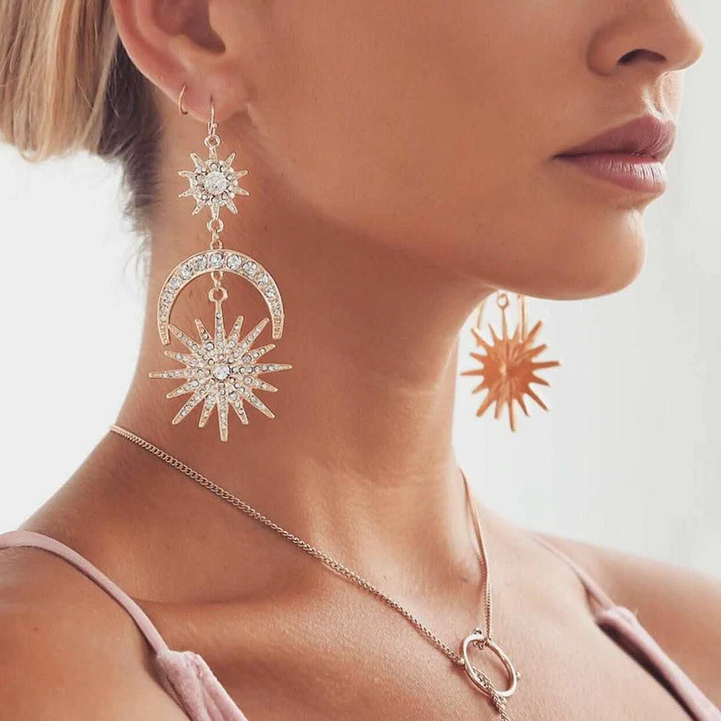 UKEN Brand Unique Big Dangle Earrings With Rhinestones Fashion Accessories Star Moon Design Women Statement Bohemia Earrings
UKEN Brand Unique Big Dangle Earrings With Rhinestones Fashion Accessories Star Moon Design Women Statement Bohemia Earrings