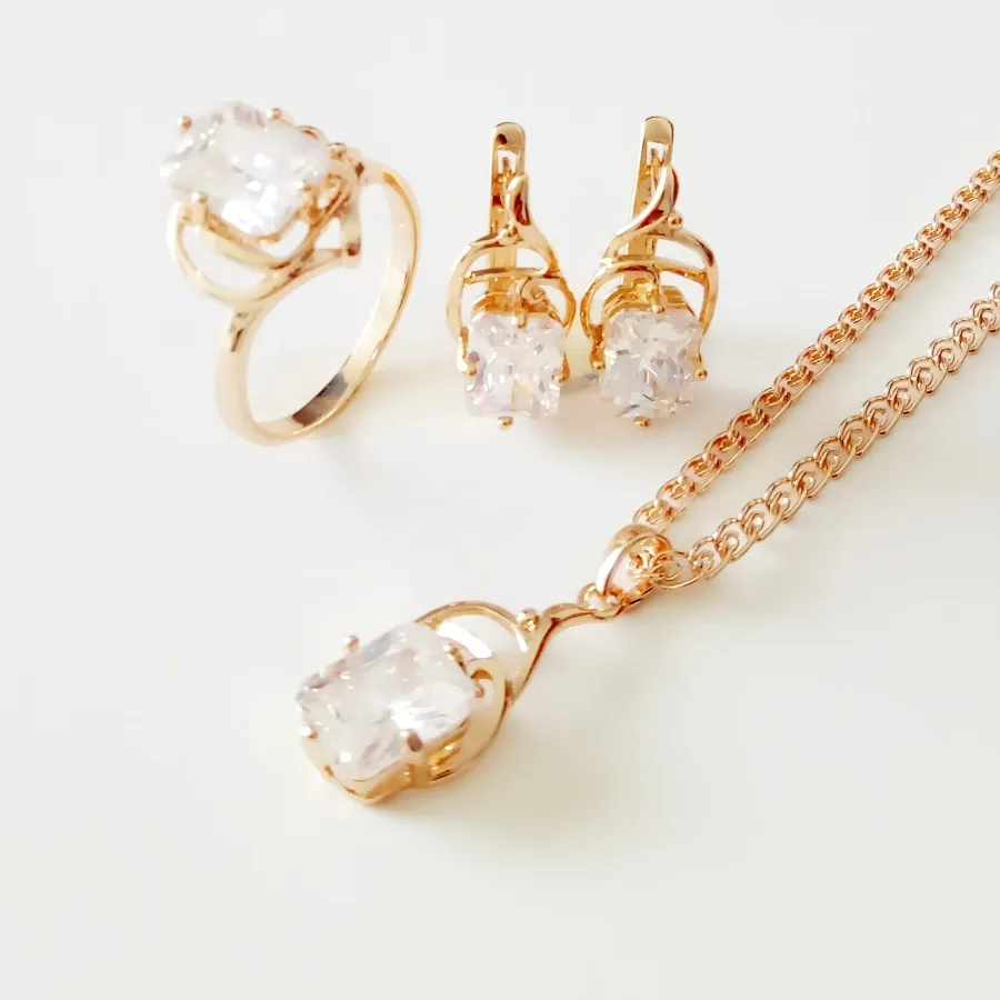 2019 New Fashion Jewelry Set Luxury Femme Jewelry 585 Gold Jewelry Trendy Clear Stone Women Earring and Ring Jewelry Sets
2019 New Fashion Jewelry Set Luxury Femme Jewelry 585 Gold Jewelry Trendy Clear Stone Women Earring and Ring Jewelry Sets