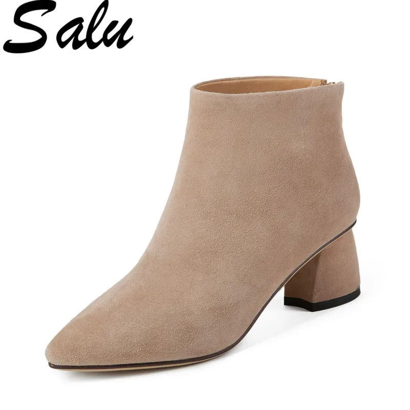 Salu Autumn Winter New Comfortable Kid Suede Boots Women Ankle Boots Brand Round Toe High Heels Basic Chelsea Shoes Woman 
Salu Autumn Winter New Comfortable Kid Suede Boots Women Ankle Boots Brand Round Toe High Heels Basic Chelsea Shoes Woman
