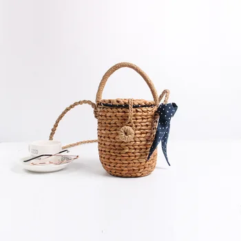 New fashion wave point silk scarf bucket braided bag single shoulder straddle straw braided bag lady beach bag
New fashion wave point silk scarf bucket braided bag single shoulder straddle straw braided bag lady beach bag
