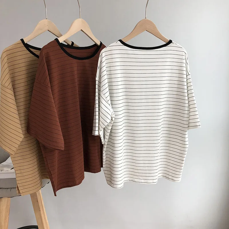 2018 Oversized Striped T Shirts Women Summer Fashion Loose Batwing Sleeve Tees Femme White O Neck Cotton T Shirts Casual Khaki
2018 Oversized Striped T Shirts Women Summer Fashion Loose Batwing Sleeve Tees Femme White O Neck Cotton T Shirts Casual Khaki