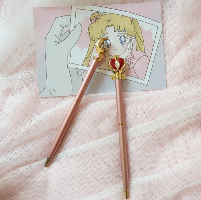 New Japan Anime Sweet Sailor Moon Metal Ball Pen Magic Wand Ball-point Pen stationery Collection Cosplay Props Gift
New Japan Anime Sweet Sailor Moon Metal Ball Pen Magic Wand Ball-point Pen stationery Collection Cosplay Props Gift