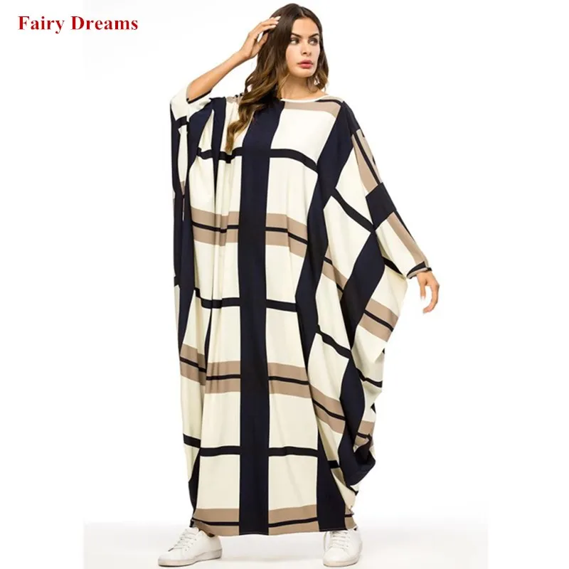 Loose Muslim Abayas For Women Islamic Clothing Print Bat-wing Sleeve Long Dress Kaftan Dubai Turkey Spring Autumn Robe 2019
Loose Muslim Abayas For Women Islamic Clothing Print Bat-wing Sleeve Long Dress Kaftan Dubai Turkey Spring Autumn Robe 2019