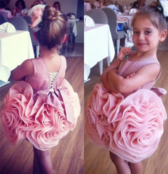 Pink 2019 Flower Girl Dresses For Weddings Ball Gown Short Mini Organza Bow Ruffles First Communion Dresses For Little Girls
Pink 2019 Flower Girl Dresses For Weddings Ball Gown Short Mini Organza Bow Ruffles First Communion Dresses For Little Girls