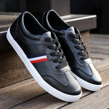 2019 Men's Sneakers Leather Single Fashion Skateboarding Shoes For Male Outdoor Walking Non-Slip Shoes Black White Size 39-44
2019 Men's Sneakers Leather Single Fashion Skateboarding Shoes For Male Outdoor Walking Non-Slip Shoes Black White Size 39-44