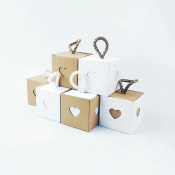2019 New White Gift Boxes Heart Shaped Window Kraft Paper Box With Handle Sweet Candy Boxes Bag Square Soap Box 10pcs
2019 New White Gift Boxes Heart Shaped Window Kraft Paper Box With Handle Sweet Candy Boxes Bag Square Soap Box 10pcs