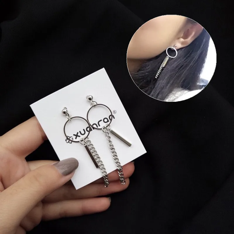 Fashion simple Tassel earrings for Women circle metal Long chain Pendant earrings geometric long ear line Lady charm jewelry
Fashion simple Tassel earrings for Women circle metal Long chain Pendant earrings geometric long ear line Lady charm jewelry