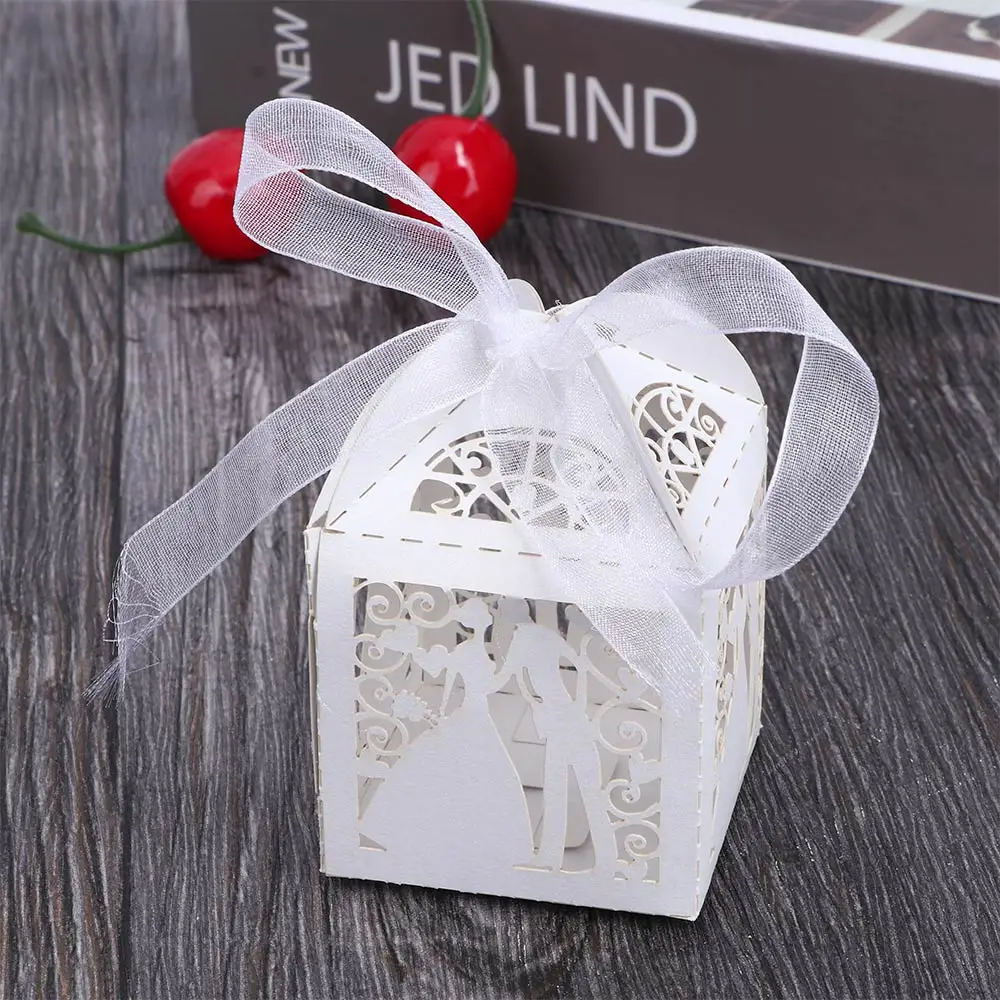 10Pcs/set Candy Box Party Hollow Wedding Decoration Bride And Groom Packaging Bags Halloween Gift Birthday Party Supplies Favor
10Pcs/set Candy Box Party Hollow Wedding Decoration Bride And Groom Packaging Bags Halloween Gift Birthday Party Supplies Favor