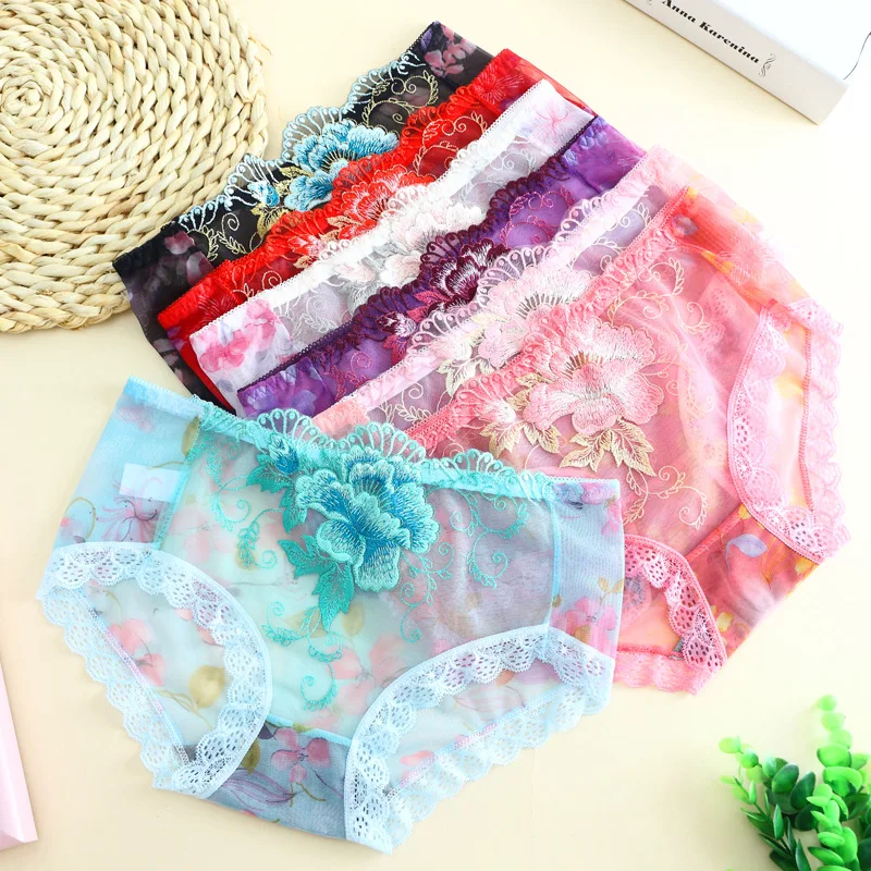 New Sexy Women Panties Summer Ultra-thin Seamless Underwear Embroidery Flower Lace Briefs Female Low Waist Women Panties pink 
New Sexy Women Panties Summer Ultra-thin Seamless Underwear Embroidery Flower Lace Briefs Female Low Waist Women Panties pink