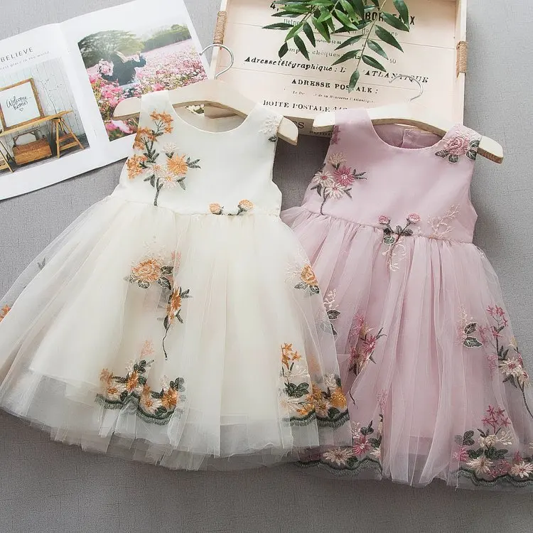 Girl Baby Dress Summer Pure Color Embroidery Flower Lace Tulle Girls Children Frocks
Girl Baby Dress Summer Pure Color Embroidery Flower Lace Tulle Girls Children Frocks