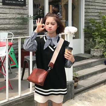 6 colors 2018 autumn and winter preppy style v neck stripe patchwork knitted vest sweaters womens pullovers womens (X610)
6 colors 2018 autumn and winter preppy style v neck stripe patchwork knitted vest sweaters womens pullovers womens (X610)