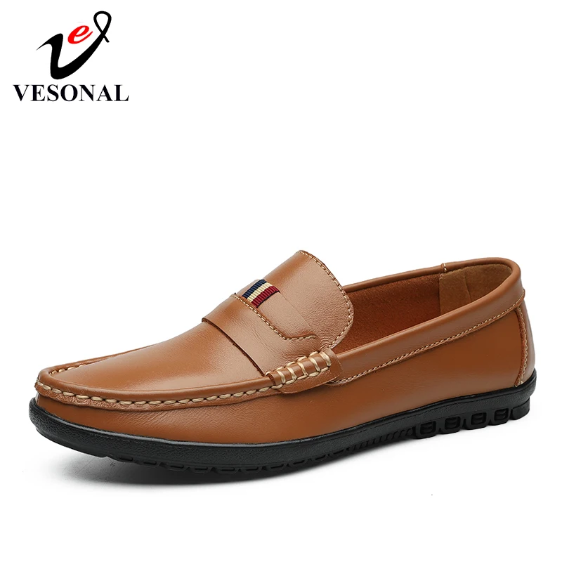VESONAL Summer Classic Genuine Leather Men Shoes Loafers Flats Casual Male Moccasins Comfortable Soft Boat Driver Driving
VESONAL Summer Classic Genuine Leather Men Shoes Loafers Flats Casual Male Moccasins Comfortable Soft Boat Driver Driving