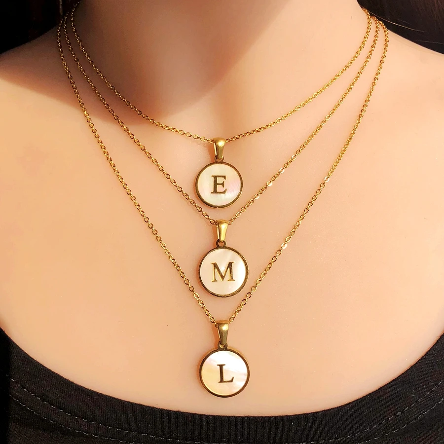 Name Alphabet Initial Letter Pendants Necklace round Natural White Shell Gold Color A-Z 26 Letters Chain Necklaces Women Jewelry
Name Alphabet Initial Letter Pendants Necklace round Natural White Shell Gold Color A-Z 26 Letters Chain Necklaces Women Jewelry