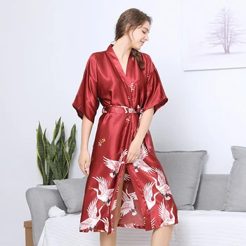 Summer Red Sexy Women Bridesmaid long Satin Bride Robe Lace silk Wedding Sleepwear Female Bathrobe Lingerie Clothes Home girls
Summer Red Sexy Women Bridesmaid long Satin Bride Robe Lace silk Wedding Sleepwear Female Bathrobe Lingerie Clothes Home girls