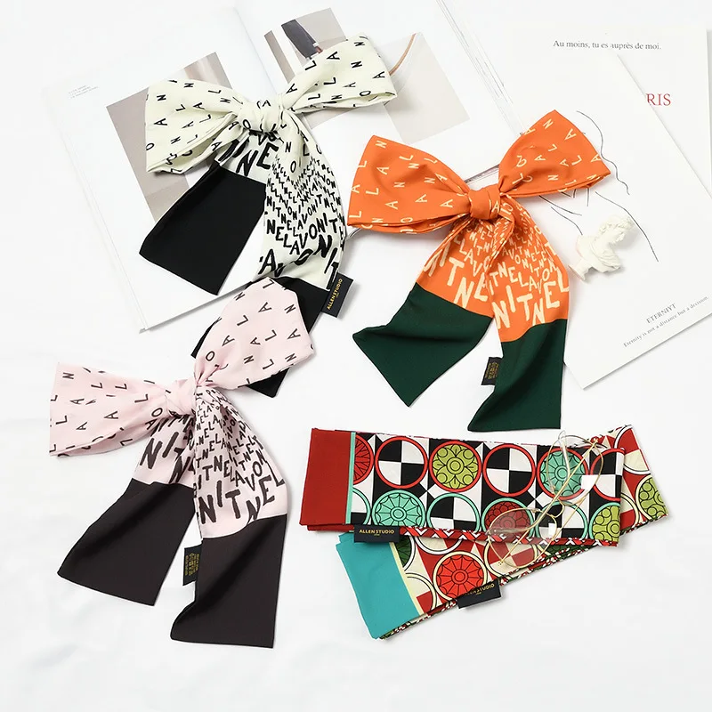 Women's 2019 spring and summer wild tie bag casual decoration long narrow strip 8.5*117cm plain fashion small scarf
Women's 2019 spring and summer wild tie bag casual decoration long narrow strip 8.5*117cm plain fashion small scarf