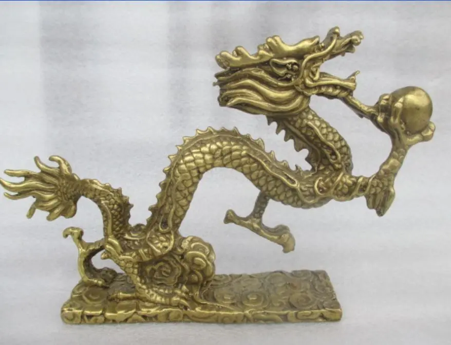 

China's rare manual hammer old brass play pearl dragon statue