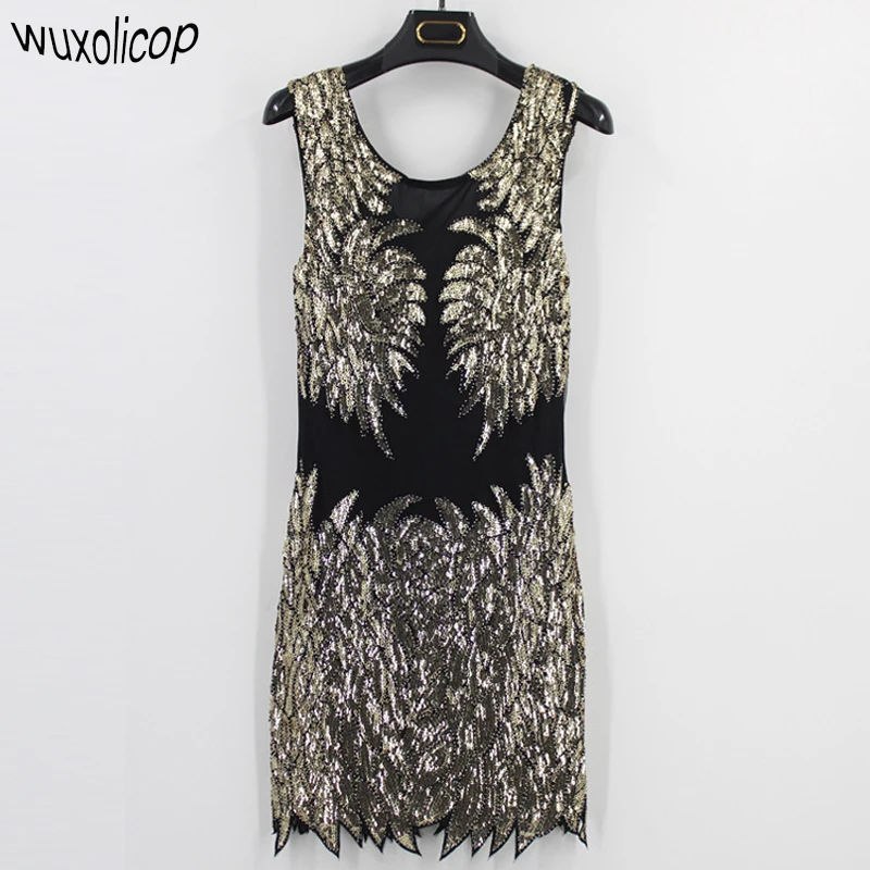Sparkly Sexy Female V Collar Sleeveless Black Gold Sequin Dress Heavy Beaded Irregular Hem Vintage Party Bodycon Mini Dress
Sparkly Sexy Female V Collar Sleeveless Black Gold Sequin Dress Heavy Beaded Irregular Hem Vintage Party Bodycon Mini Dress