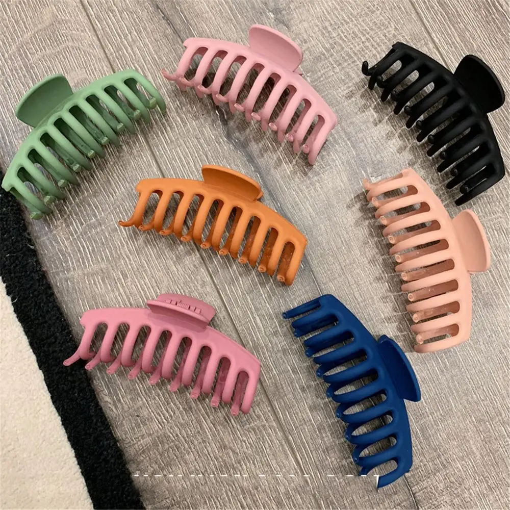 1 pc Korean Solid Big Hair Claws Elegant Frosted Acrylic Hair Clips Hairpins Barrette Headwear for Women Girls Hair Accessories
1 pc Korean Solid Big Hair Claws Elegant Frosted Acrylic Hair Clips Hairpins Barrette Headwear for Women Girls Hair Accessories