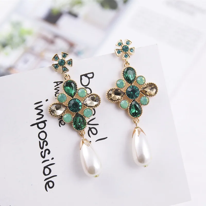 Elegant Green Rhinestone Flower Fashion Pearl Pendant Earring Boho Statement Jewelry Brinco Dangle Earrings for Women 5A1018
Elegant Green Rhinestone Flower Fashion Pearl Pendant Earring Boho Statement Jewelry Brinco Dangle Earrings for Women 5A1018