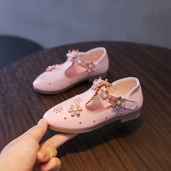 Leather Quality Children Shoes Girls Shoes Princess Girls Fashion Sneaker Princess Kids Soft Sole Leather Flats
Leather Quality Children Shoes Girls Shoes Princess Girls Fashion Sneaker Princess Kids Soft Sole Leather Flats