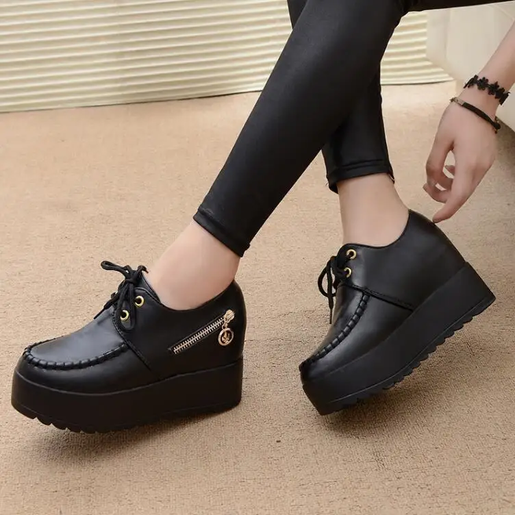 Image 2017 New Black White Hidden Wedge Heels Fashion Women s Elevator Shoes PU Casual Shoes For Women Wedge heel Platform shoes