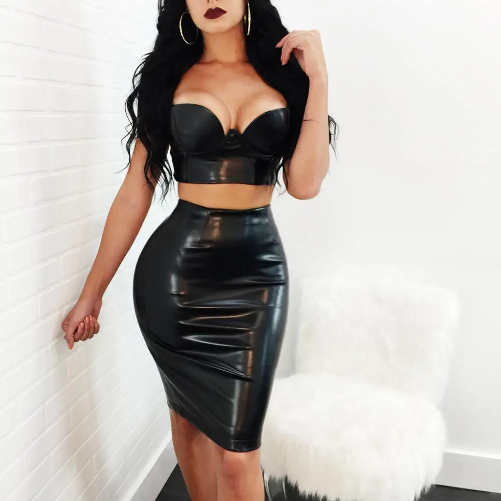 (3)