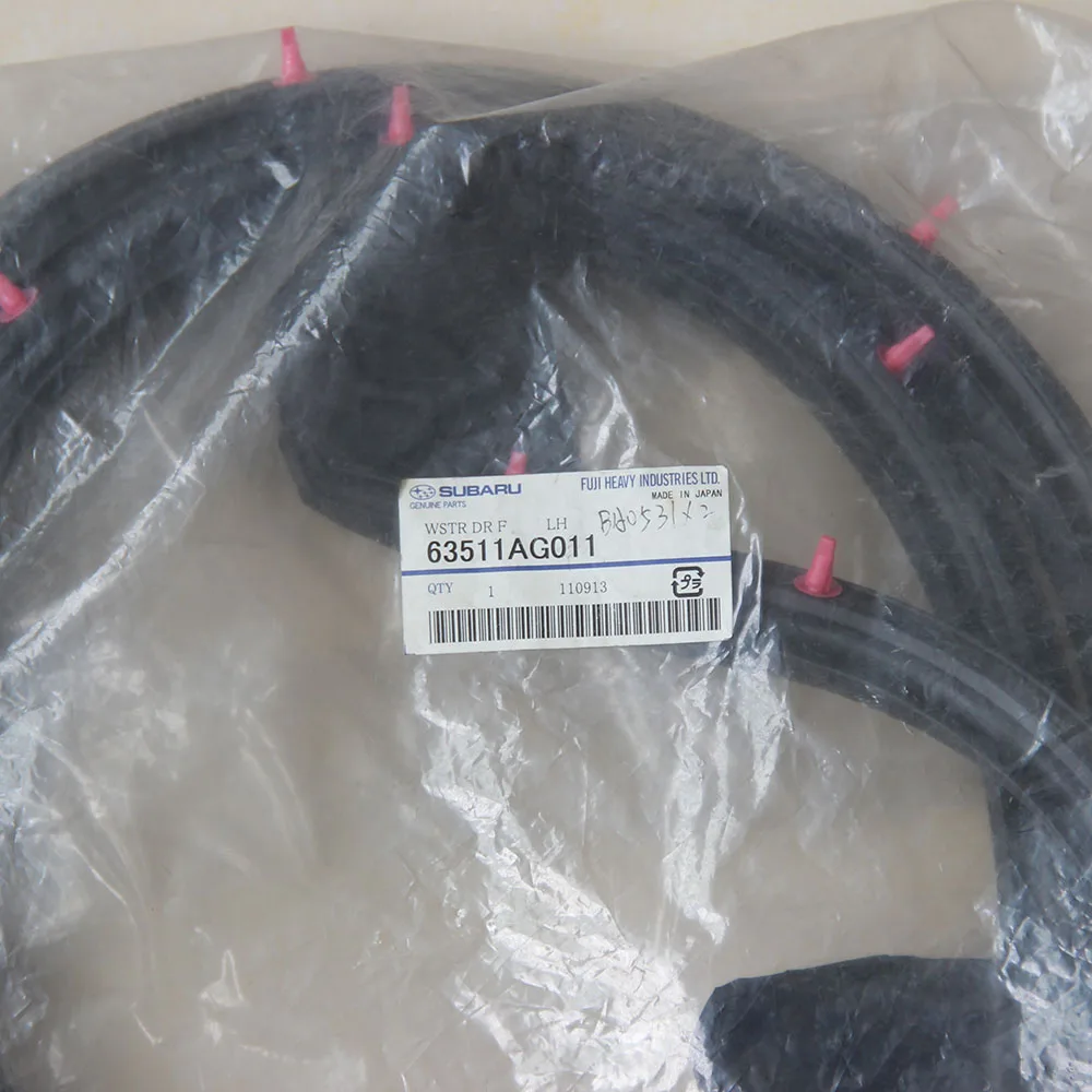 63511AG011 New Genuine WSTR DR F LH Weatherstrip Front Door Left Hand For Subaru Legacy Outback
63511AG011 New Genuine WSTR DR F LH Weatherstrip Front Door Left Hand For Subaru Legacy Outback