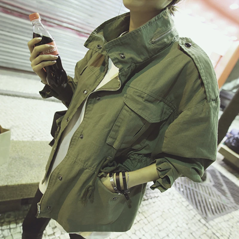 2019 Oversized Army Green Jacket Women Military Style Epaulets Embellished Korean Fashion Vintage Loose Jackets Streetwear
2019 Oversized Army Green Jacket Women Military Style Epaulets Embellished Korean Fashion Vintage Loose Jackets Streetwear