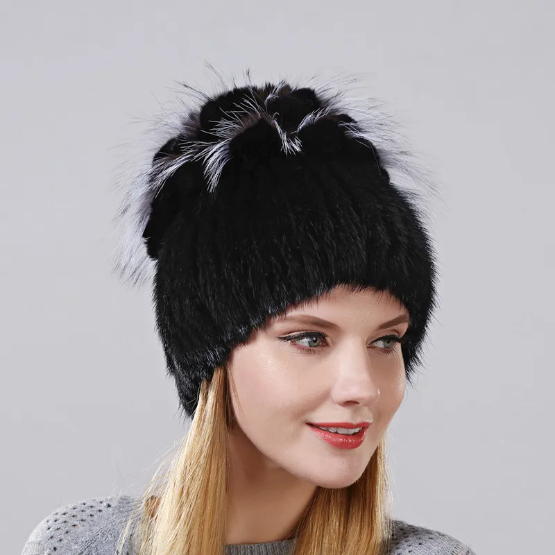 New Fashion Winter Cap Natural Imported Mink Fur Vertical Weaving Hat For Women Rabbit Fur Petal Mix with fox fur On The Top
New Fashion Winter Cap Natural Imported Mink Fur Vertical Weaving Hat For Women Rabbit Fur Petal Mix with fox fur On The Top