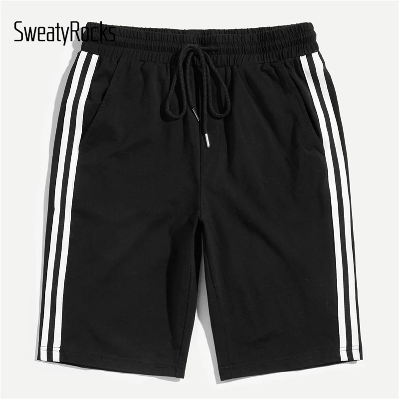 SweatyRocks Men Drawstring Waist Striped Shorts Streetwear Straight Leg Black Shorts Fashion Summer Athleisure Casual Shorts
SweatyRocks Men Drawstring Waist Striped Shorts Streetwear Straight Leg Black Shorts Fashion Summer Athleisure Casual Shorts