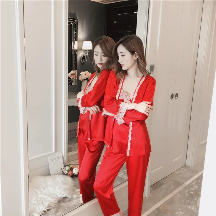Satin Pajamas set for Women Elegant 3 Pieces Sleepwear Female Sexy Lace All Seasons Silk Pijama suit Coat+Vest+Pants 2018 new
Satin Pajamas set for Women Elegant 3 Pieces Sleepwear Female Sexy Lace All Seasons Silk Pijama suit Coat+Vest+Pants 2018 new