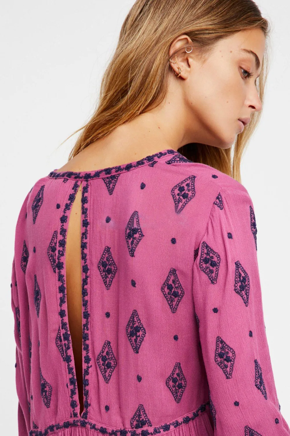 TB2UxvDxNSYBuNjSsphXXbGvVXa_!!1617406057