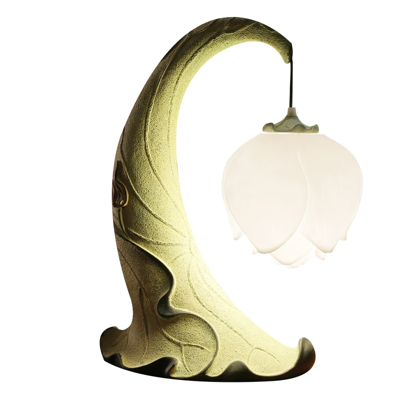style lotus lamp table lamps creative personality retro bedroom study desk desktop Lotus lotus leaf Resin table lights ZS145
style lotus lamp table lamps creative personality retro bedroom study desk desktop Lotus lotus leaf Resin table lights ZS145