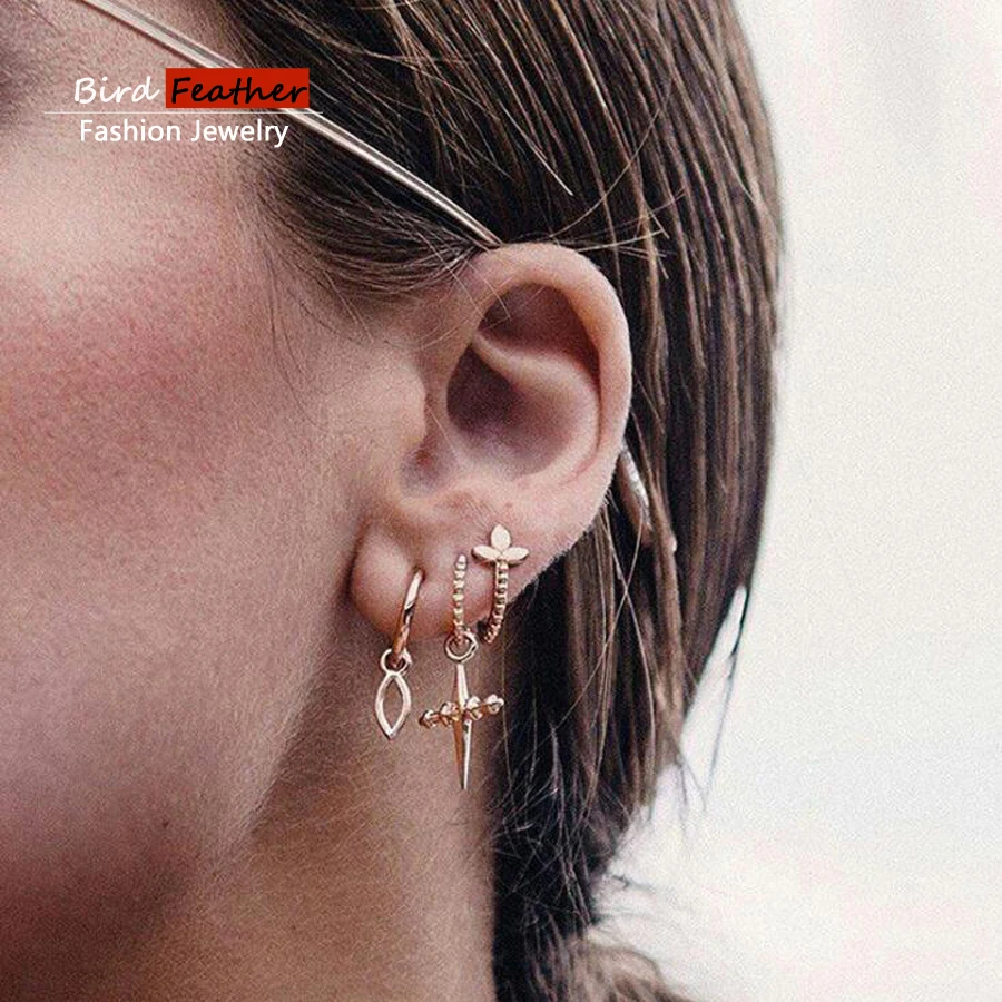 Simple Trendy Gold Color Geometric Circle Punk cool cross Earrings For Women Lady Fashion Large Hollow drop Earrings Jewelry
Simple Trendy Gold Color Geometric Circle Punk cool cross Earrings For Women Lady Fashion Large Hollow drop Earrings Jewelry