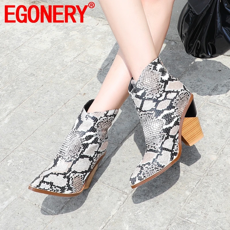 EGONERY woman snakeskin pattern booties pattern fashion winter cool boots 9cm high heels shoes plush ankle boots drop shipping
EGONERY woman snakeskin pattern booties pattern fashion winter cool boots 9cm high heels shoes plush ankle boots drop shipping