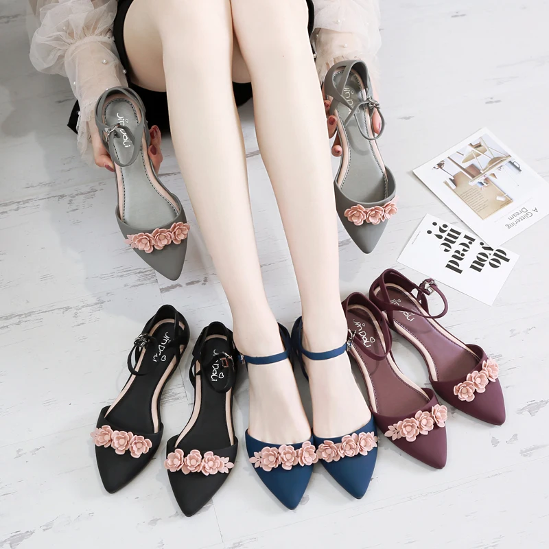 sandals women summer shoes 2018 jelly shoes women pointed toe flats rubber shoes floral buckle strap beach beach sandals female
sandals women summer shoes 2018 jelly shoes women pointed toe flats rubber shoes floral buckle strap beach beach sandals female