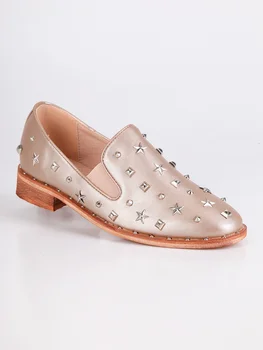 Loafers studded
Loafers studded