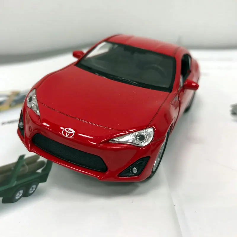 5pcs/lot Wholesale WELLY 1/36 Scale Car Toys TOYOTA 86 Diecast Metal Pull Back Car Model Toy
5pcs/lot Wholesale WELLY 1/36 Scale Car Toys TOYOTA 86 Diecast Metal Pull Back Car Model Toy