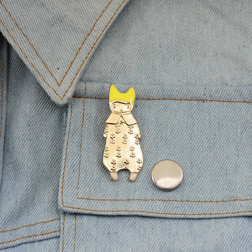 Cartoon girl pin Enamel metal gold yellow Cat kitten ear animal pin Button bag collar Jacket lapel pin badge of Fashion jewelry
Cartoon girl pin Enamel metal gold yellow Cat kitten ear animal pin Button bag collar Jacket lapel pin badge of Fashion jewelry