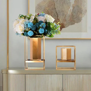 Floor Vases Table Metal Flower Vase Europe Gold Geometric Shape Road Lead Flower Holder Iron Art for Home Decoration Gifts G038
Floor Vases Table Metal Flower Vase Europe Gold Geometric Shape Road Lead Flower Holder Iron Art for Home Decoration Gifts G038