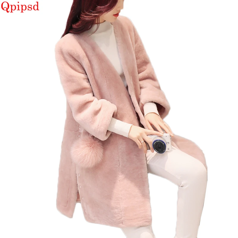 2018 Korean New Winter Jacket Female Sheep Shearing Overcoat Women Faux Fur Jacket Coat Lady High quality Sheep Shearing Jackets
2018 Korean New Winter Jacket Female Sheep Shearing Overcoat Women Faux Fur Jacket Coat Lady High quality Sheep Shearing Jackets