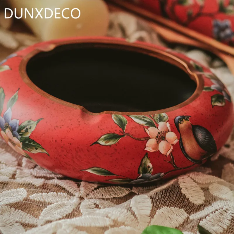 DUNXDECO Home Office Storage Key Accessories Holder Vintage Chinese National Red Flora Bird Colorful Painting Ceramic Table Deco
DUNXDECO Home Office Storage Key Accessories Holder Vintage Chinese National Red Flora Bird Colorful Painting Ceramic Table Deco