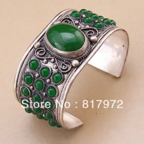 Old Tibet Silver Carved Flower Lace inlay Green Bead cuff bracelet Adjustable Party Gift
Old Tibet Silver Carved Flower Lace inlay Green Bead cuff bracelet Adjustable Party Gift
