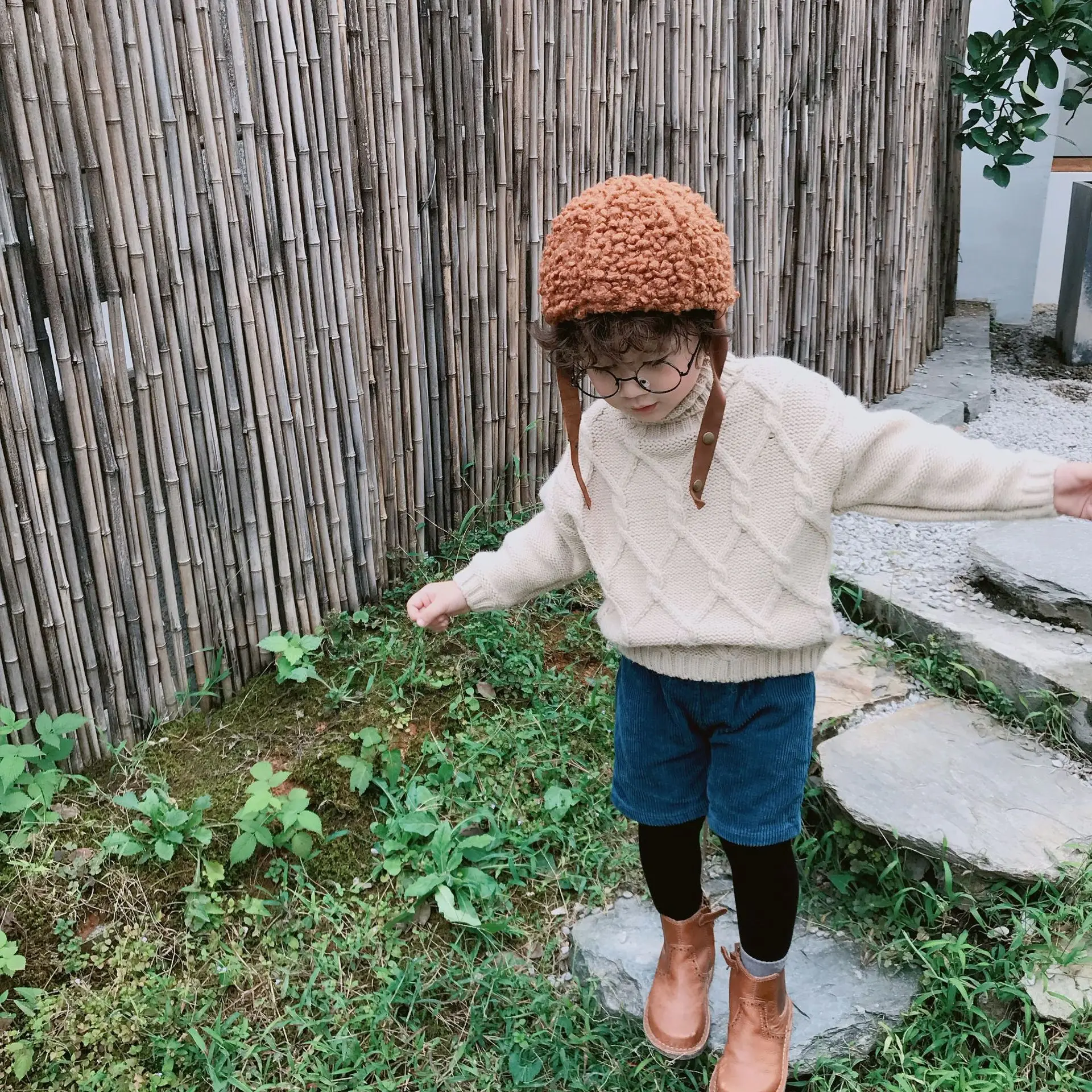 Korean style Autumn winter boys girls corduroy fake two pieces pants kids baby girls clothes children trousers with leggings
Korean style Autumn winter boys girls corduroy fake two pieces pants kids baby girls clothes children trousers with leggings