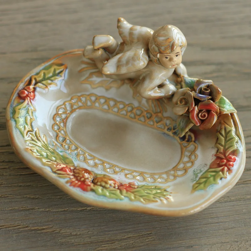 European pastoral village angel Home Furnishing bathroom supplies accessories ceramic dish soap box soap soap box.
European pastoral village angel Home Furnishing bathroom supplies accessories ceramic dish soap box soap soap box.