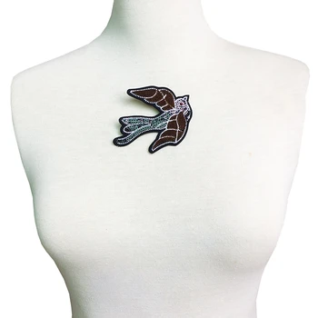 10pc Sew On 10x7cm Swallow Flocking Embroidery Patch Bird Embroidered Applique Birds Patches For Clothing Appliques Parch AC1208
10pc Sew On 10x7cm Swallow Flocking Embroidery Patch Bird Embroidered Applique Birds Patches For Clothing Appliques Parch AC1208
