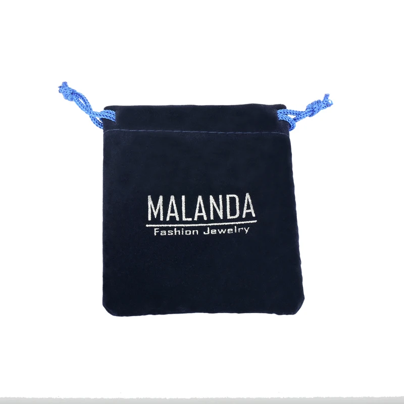 Brand Jewelry logo velvet packaging bags for necklaces earrings rings Bracelets bracelets ( Size:10cm*8cm ) Custom packaging
Brand Jewelry logo velvet packaging bags for necklaces earrings rings Bracelets bracelets ( Size:10cm*8cm ) Custom packaging
