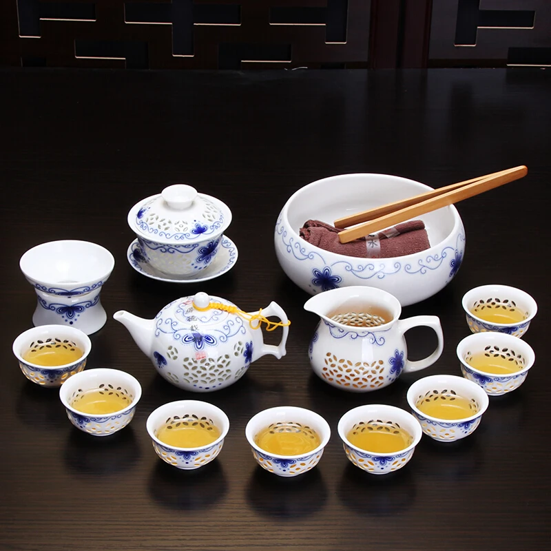 Longyin Blue And White Porcelain Honeycomb Linglong Complete Set Of Ceramic Kungfu Teapot, Tea Cup, Sea Tea Set Xinyi Linglong
Longyin Blue And White Porcelain Honeycomb Linglong Complete Set Of Ceramic Kungfu Teapot, Tea Cup, Sea Tea Set Xinyi Linglong