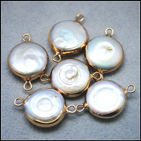4pcs Pearl Connectors Cultured freshwater pearl coin shape for women's bracelet making jewelry findings size 12mm genunie pearl
4pcs Pearl Connectors Cultured freshwater pearl coin shape for women's bracelet making jewelry findings size 12mm genunie pearl